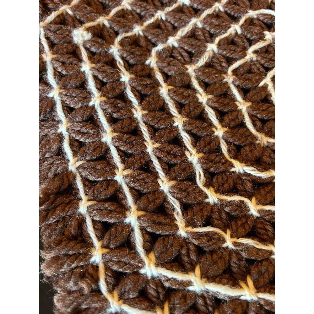 4 VTG HAND CROCHETED YARN DAISY‎ PLACEMAT LOOP FRINGE FALL BROWN
